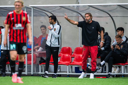 Brommapojkarnas tränare Olof Mellberg