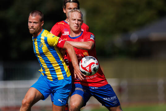 Eskilsminnes Lucas Ohlander och Tvååkers Albin Malmlöf Johansson
