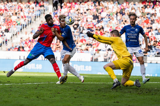 Helsingborgs Chisomnazu Chika Chidi och Trelleborgs Tobias