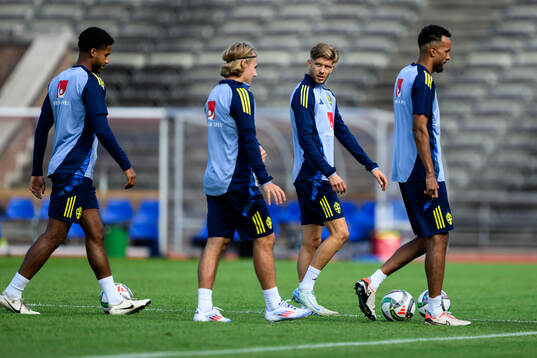 Jens Cajuste, Sebastian Nanasi, Anton Saletros and Alex