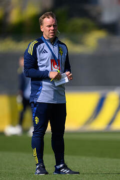 assistant coach Viktor Eriksson