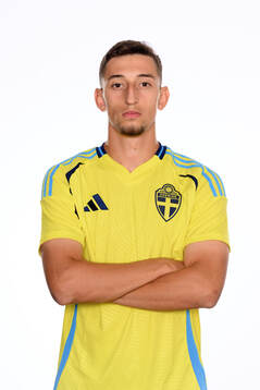 Jonas Rouhi poses for at portrait