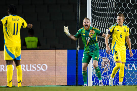 Anthony Elanga , goalkeeper Viktor Johansson and Ludwig