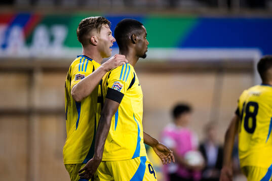 Viktor Gyökeres and Alexander Isak of Sweden celebrate the