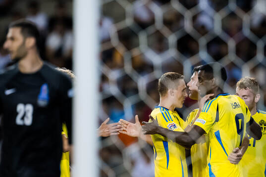 Ludwig Augustinsson ,Viktor Gyökeres and Alexander Isak of Sweden celebrate the 0-3 goal