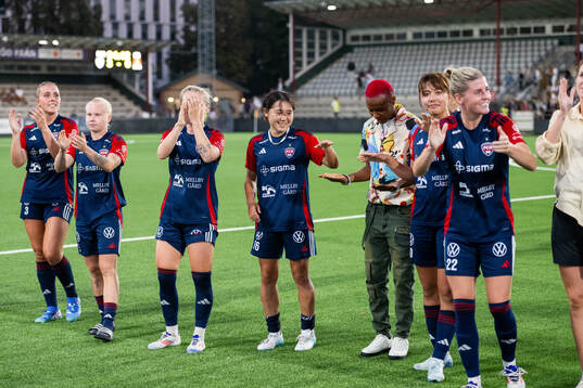FC Rosengårds Gudrun Arnardottir, Anni Hartikainen, Emilia