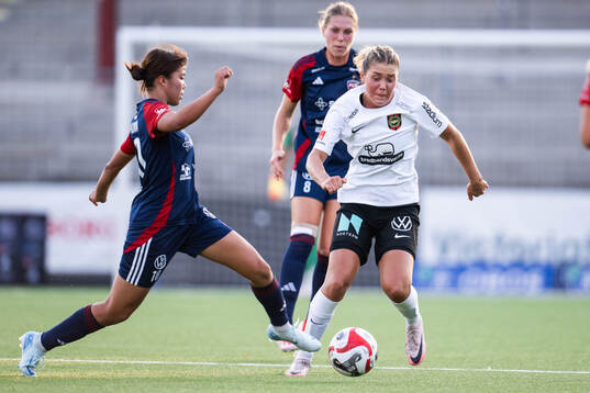 FC Rosengårds Momoko Tanikawa och Brommapojkarnas Tuva
