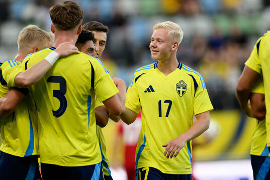 Otto Rosengren of Sweden celebrates