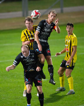 IFK Hässleholms Hugo Arvidsson i matchen i division 2 mellan IFK Hässleholm och FK Karlskrona 6 september 2024.