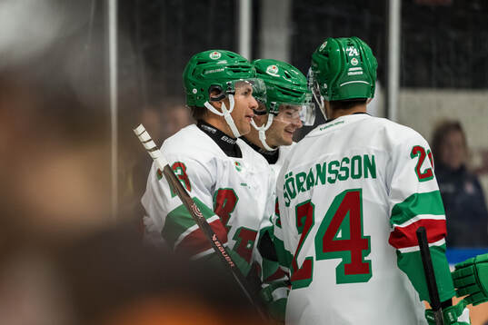 Rögles Oliver Eklind jublar