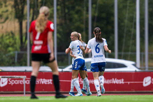 Marie Moen Preus of Kolbotn celebrates after scoring the 1-2 goal
