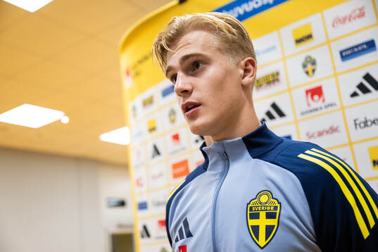 Lucas Bergvall of Sweden