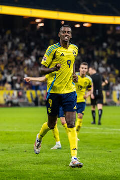 Alexander Isak of Sweden celebrates