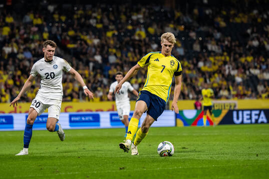 Markus Poom of Estonia and Lucas Bergvall of Sweden