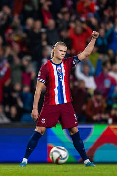 Bla gjennom flere bilder av Erling Braut Haaland