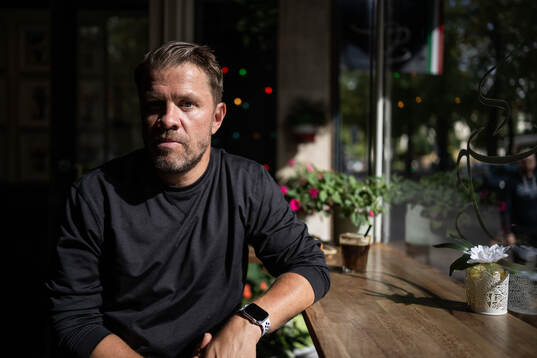 Häckens tränare Pål Arne Johansen poserar för ett porträtt den 12 september 2024 i Göteborg. 
