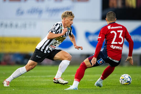 Landskronas Gustaf Bruzelius mot Östers Vladimir Rodic