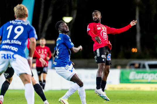 Trelleborgs Samuel Asoma och Örebros Mohammed Khalid Saeid