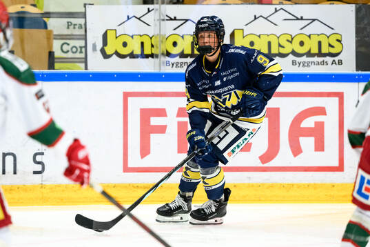 HV71s Jenna Raunio