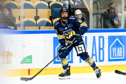 HV71s Jenna Raunio