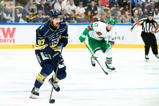HV71s Oliwer Kaski