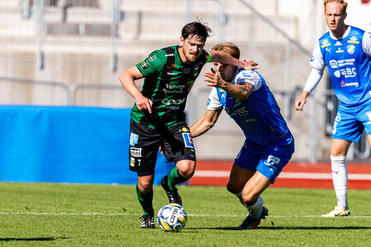 Varbergs Robin Tranberg och IK Oddevolds Gabriel Sandberg