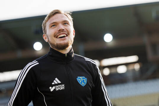 Falkenbergs Hugo Tilly jublar