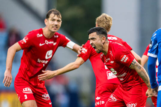 Niklas Fernando Castro of Brann celebrates after scoring the 2-2 goal