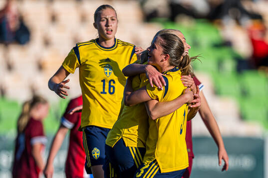 Thea Eriksson of Sweden celebrates after scoring the 0-1 goal on a penalty kick during the