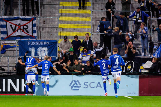 GIF Sundsvalls spelare jublar