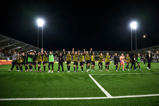 The players of Häcken celebrate