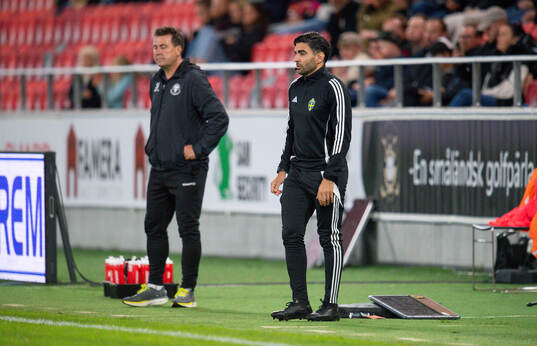 Trelleborgs tränare Stefan Jacobsson och George Jansizian,