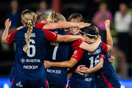FC Rosengårds Mai Kadowaki jublar