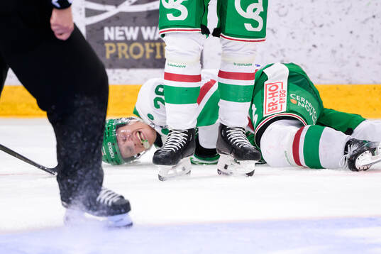 Rögles Anton Bengtsson har ont