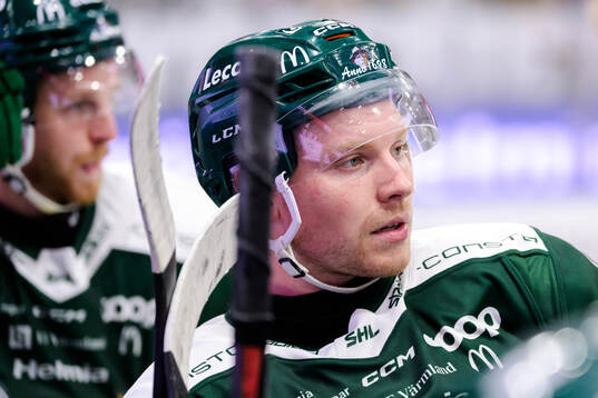 Färjestads Oskar Steen