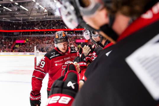 Örebros Patrik Karlkvist gör 1-0 målet
