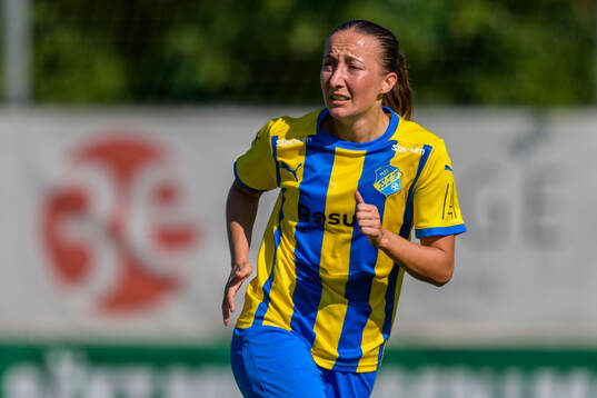 Eskilsminnes Tilde Olsson har ont