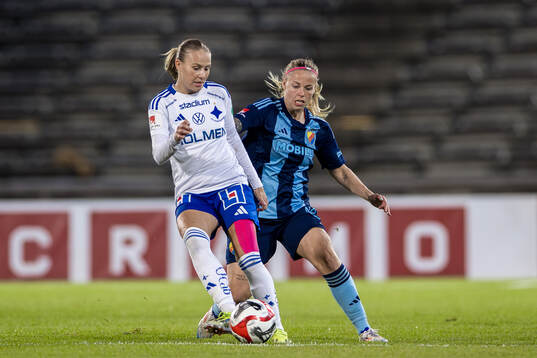 IFK Norrköpings Elsa Burvall och Djurgårdens Therese Åsland