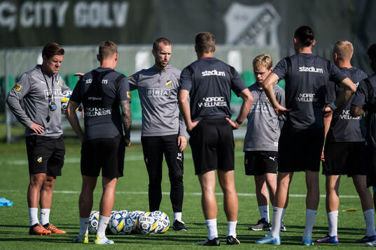 Assisterande tränare Jesper Ljung och assisterande