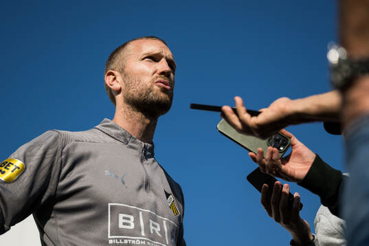 Assisterande tränare Rasmus Lindgren