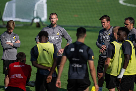 Assisterande tränare Rasmus Lindgren assisterande tränare