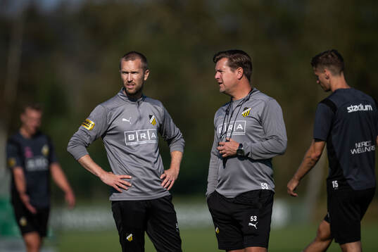 Assisterande tränare Rasmus Lindgren assisterande tränare