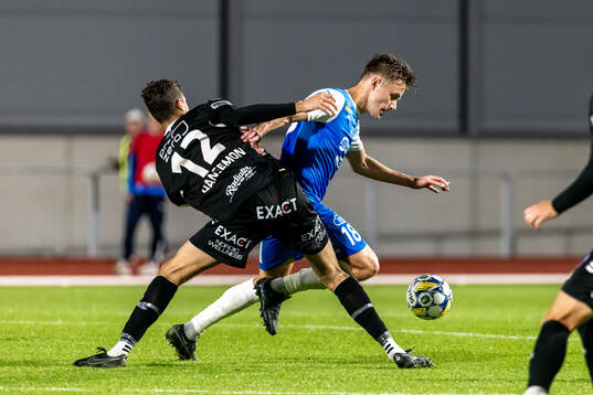 IK Oddevolds Gustav Forssell och Örebros Theodor Hansemon