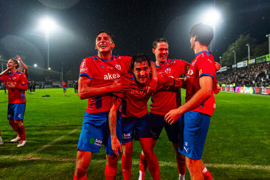 Helsingborgs Wilhelm Nilsson, Jon Birkfeldt, Taylor Silverholt och Wilhelm Loeper jublar efter