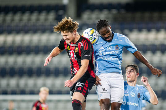 Östersunds Sebastian Karlsson Grach och Gefles York Rafael