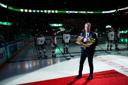 Kenny Jönsson hyllas