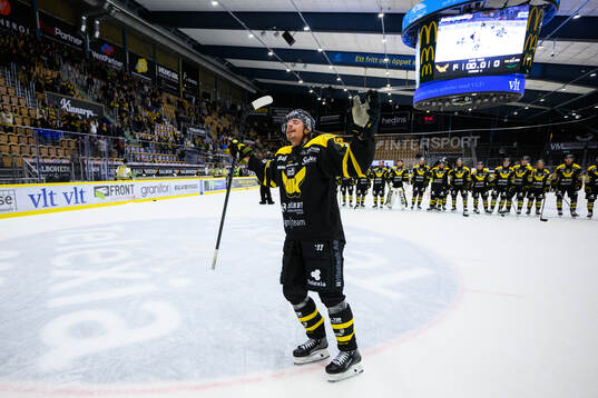 Västerås Jimmie Jansson jublar