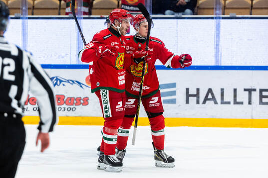 Moras Johan Persson jublar