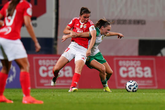 Vilde Hasund of Hammarby and Pauleta of Benfica