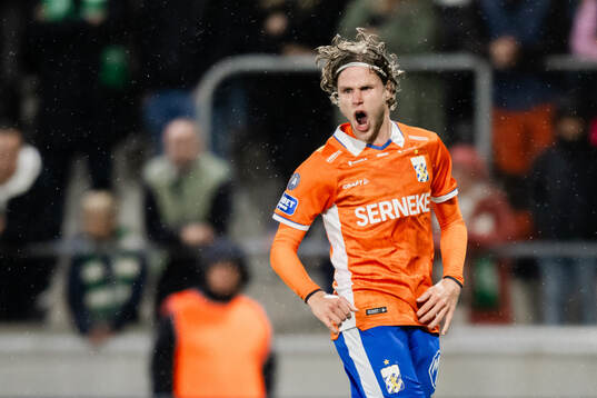 IFK Göteborgs Gustaf Norlin jublar